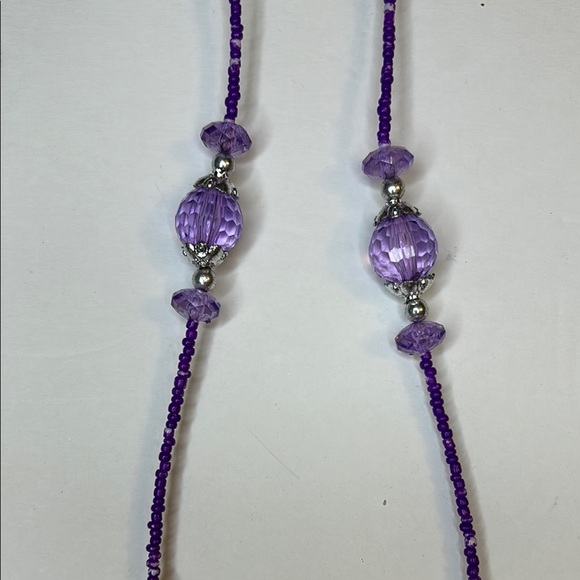 Purple acrylic Beaded Necklace - Picture 3 of 5